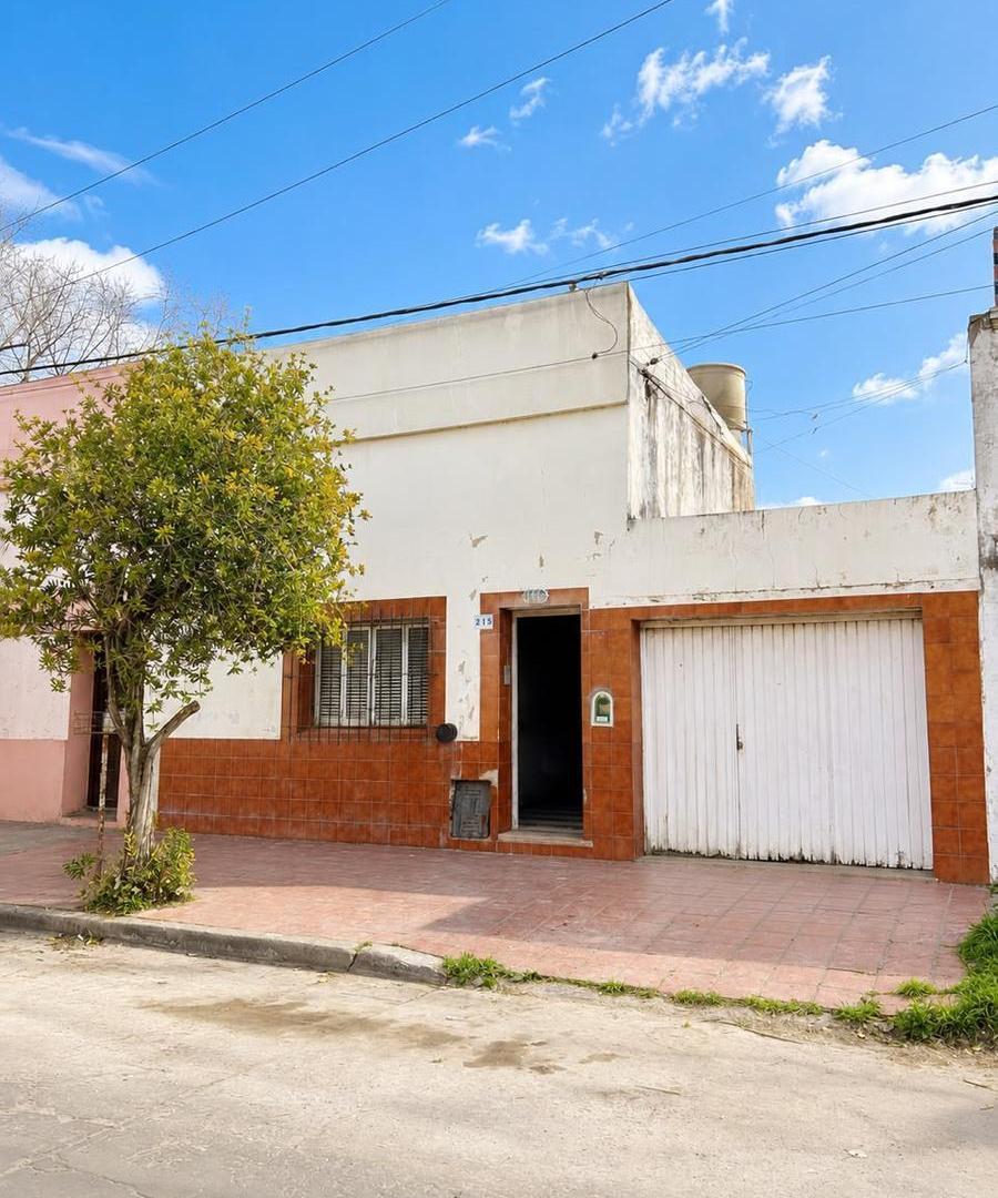 Foto de Casa a reciclar y remodelar. Ideal inversión, imagen 3