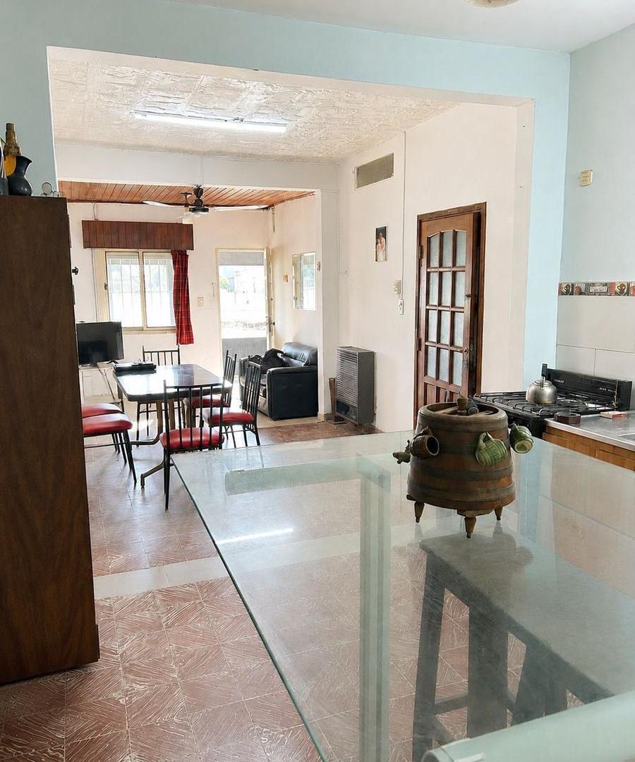 Foto de Casa de 3 habitaciones con monoambiente independiente, imagen 2