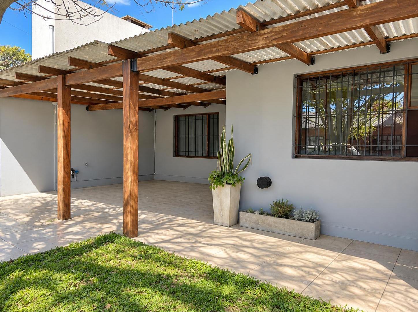 Foto de PH, duplex en venta en Merecedes B. de tres habitaciones., imagen 3