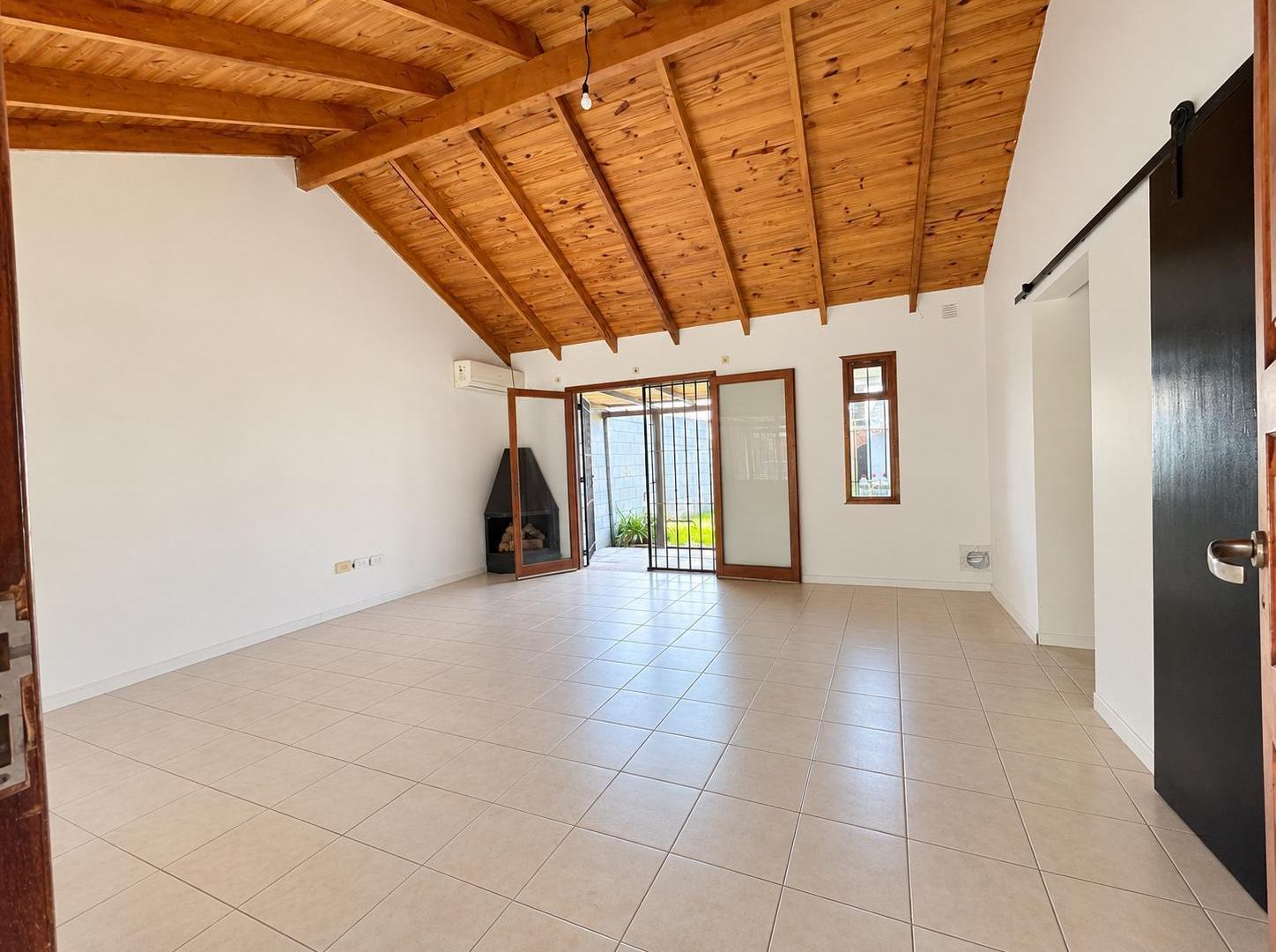 Foto de PH, duplex en venta en Merecedes B. de tres habitaciones., imagen 4