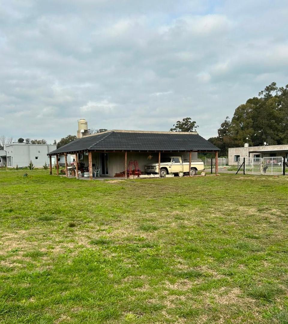 Foto de Casa quinta de 1500m2 de terreno a 10 min del centro de Mercedes B, imagen 2