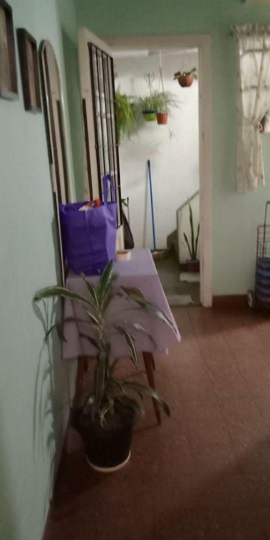 Foto de PH de 70 m² con 1 dormitorio en alquiler en Villa Pueyrredón, imagen 3