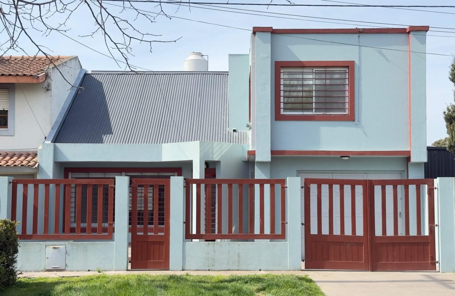 Foto de Casa 4 Ambientes en Venta en Lopez de Gomara - 3 Dormitorios, 2, imagen 4