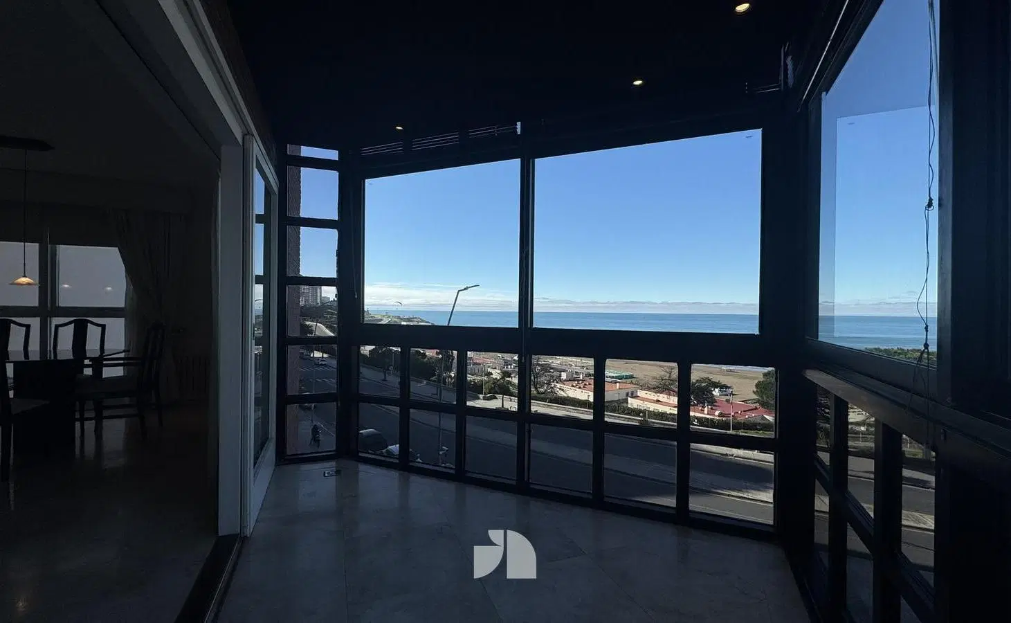 Piso 4 Ambientes con vista al Mar en Alquiler. Zona Playa Grande. 5