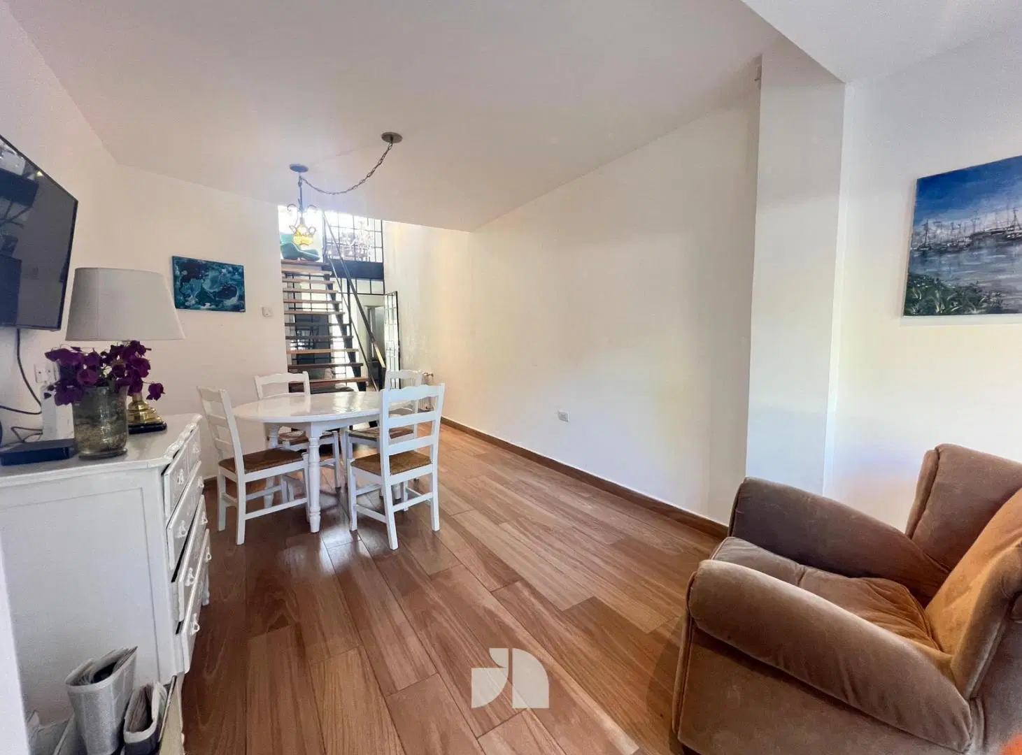 Chalet en PH 3 Ambientes con Escritorio, en Alquiler. Zona Guemes 2