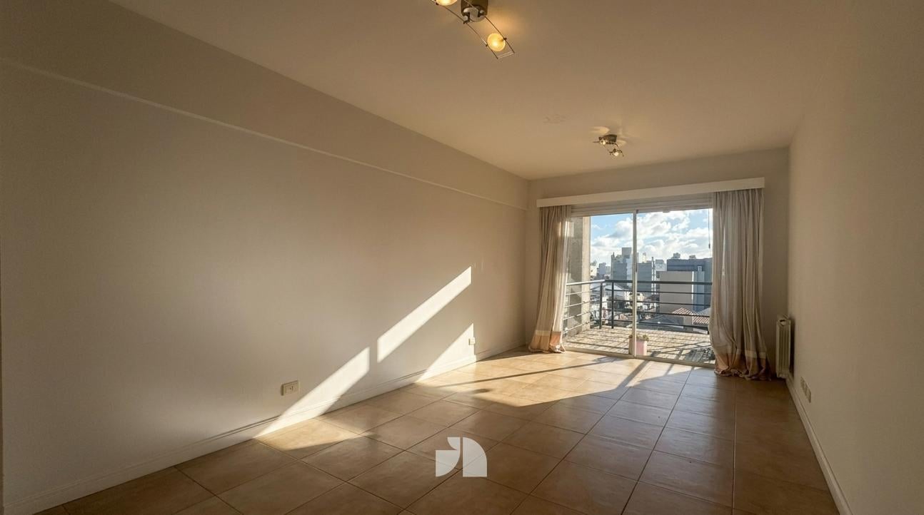 Foto de Departamento 3 Ambientes con balcón terraza y cochera, Zona Chauvín., imagen 4
