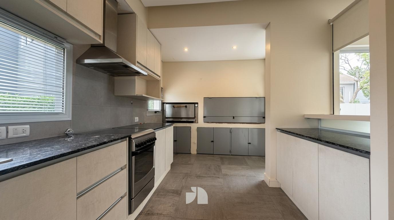 Foto de Casa en Mar Del Plata, imagen 2