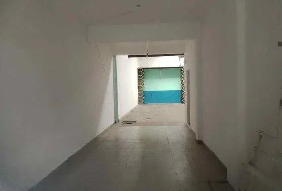 Galpon con casas y departamento AV. Fangio ARGUELLO 5