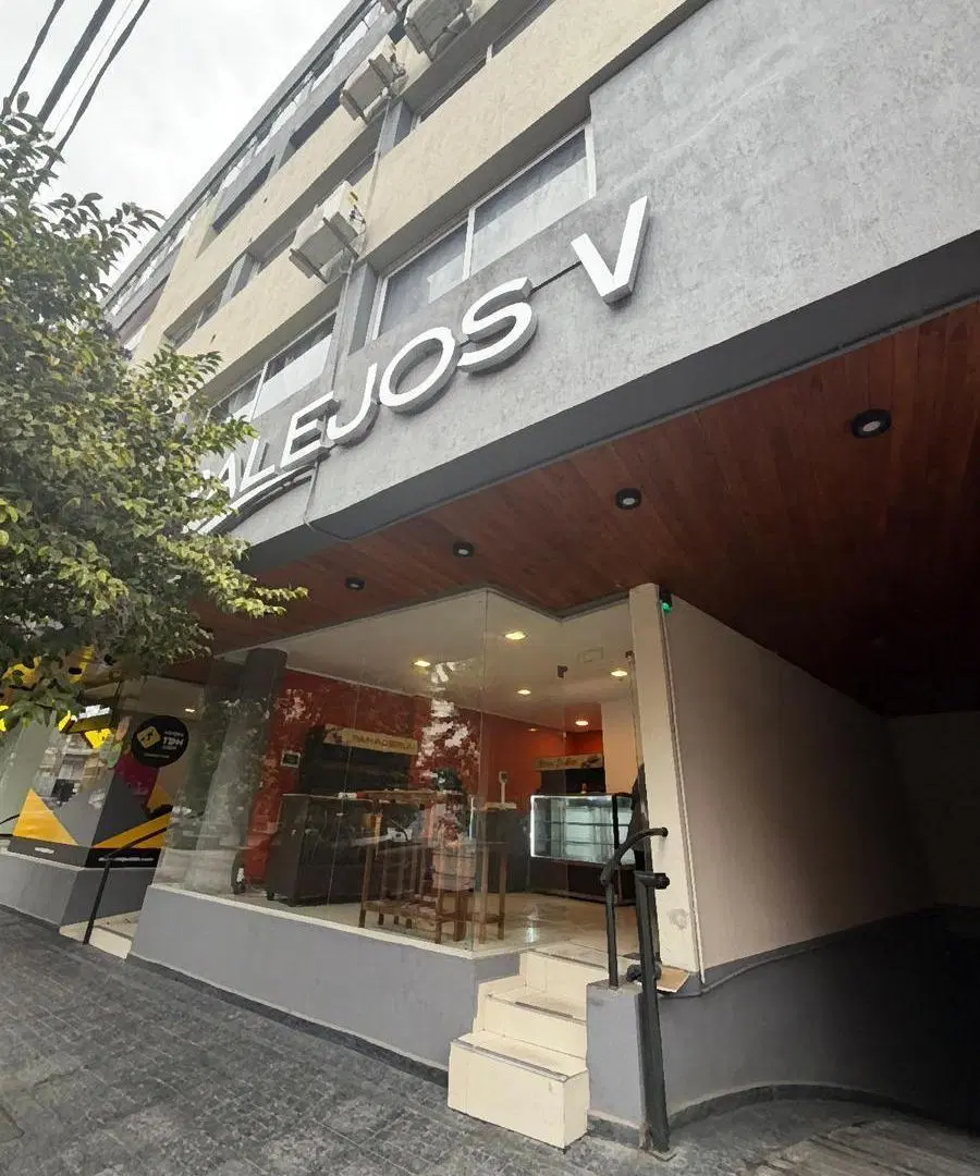 Venta Departamento 1 dorm con cochera  en Villa Carlos Paz Centro 3