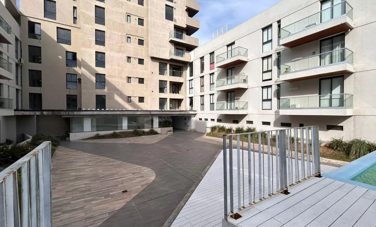 DEPARTAMENTO EN VENTA EN VILLA CARLOS PAZ EDIFICIO LAKE TOWER CENTRO 5