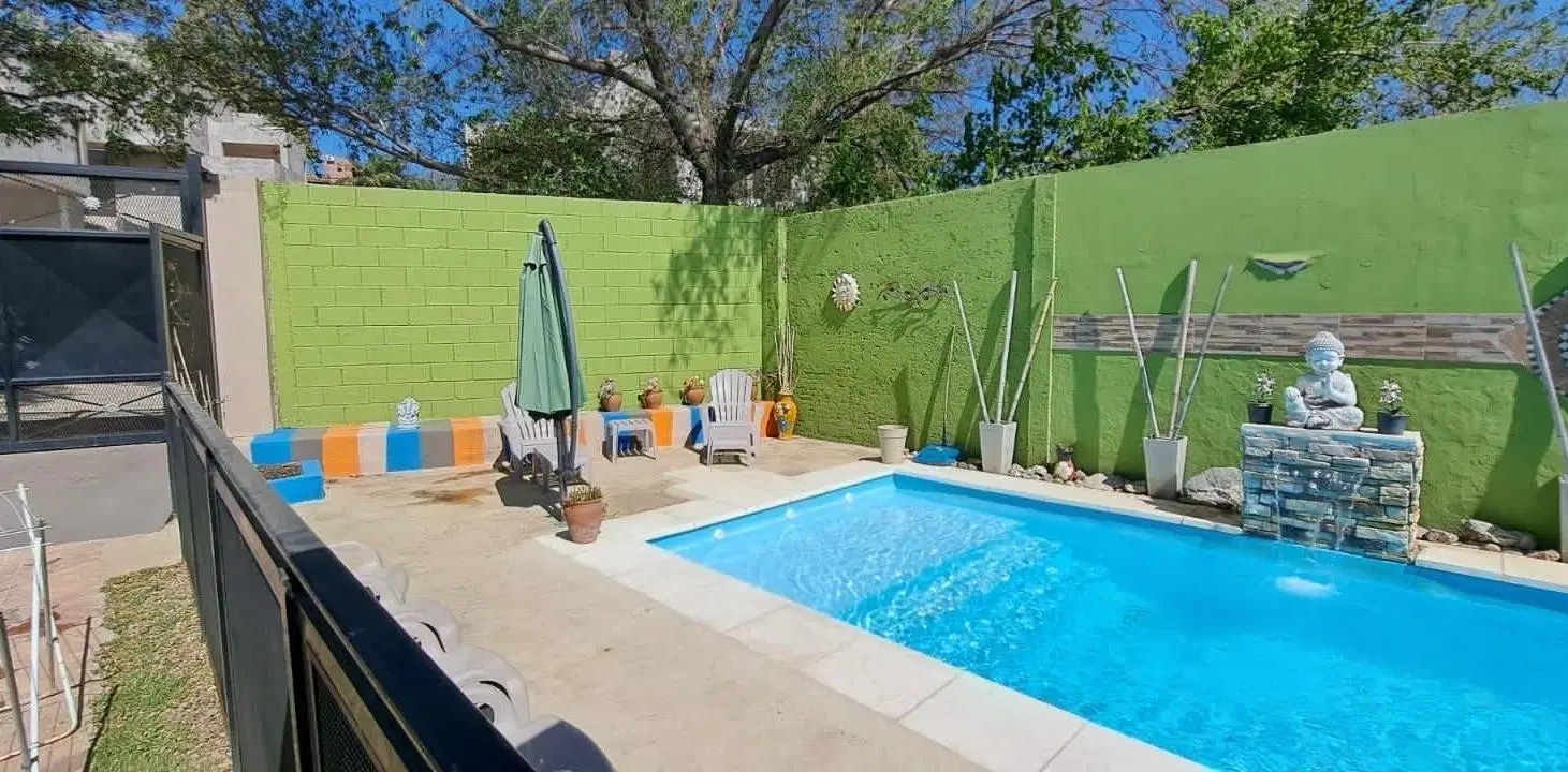Casa en venta en Villa Carlos Paz Cordoba pileta Barrio Costa Azul 2