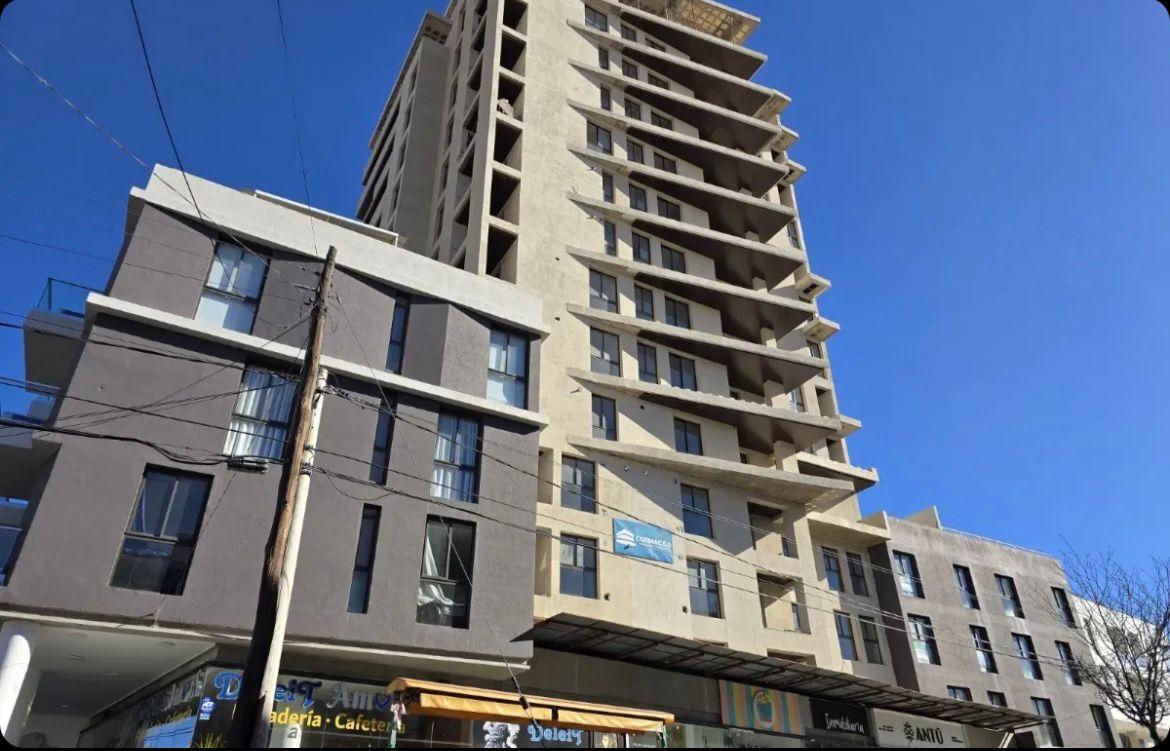 Venta Departamento en Villa Carlos Paz Centro con Pileta