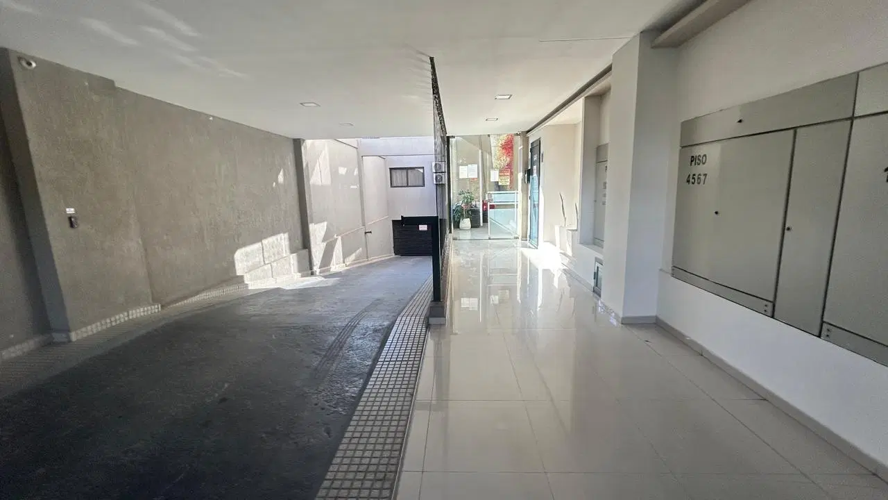 Departamento en venta de 2 Dormitorios con Terraza en Villa Carlos Paz centro 4