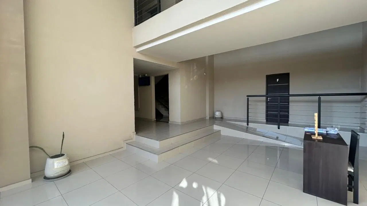 Departamento en venta de 2 Dormitorios con Terraza en Villa Carlos Paz centro 2