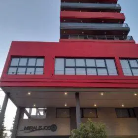 Departamento en venta de 2 Dormitorios con Terraza en Villa Carlos Paz centro 3