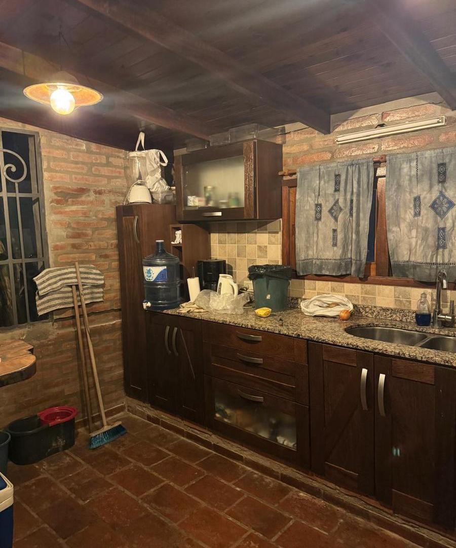 Foto de Casa en venta - asfalto - gas natural - Santa Rosa de Calamuchita, imagen 3
