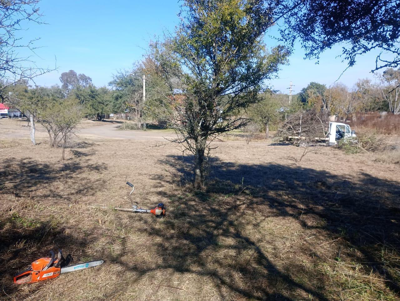 Foto de OPORTUNIDAD ! - Terreno en venta - ESQUINA - 425 m2 - Villa del Dique, imagen 3