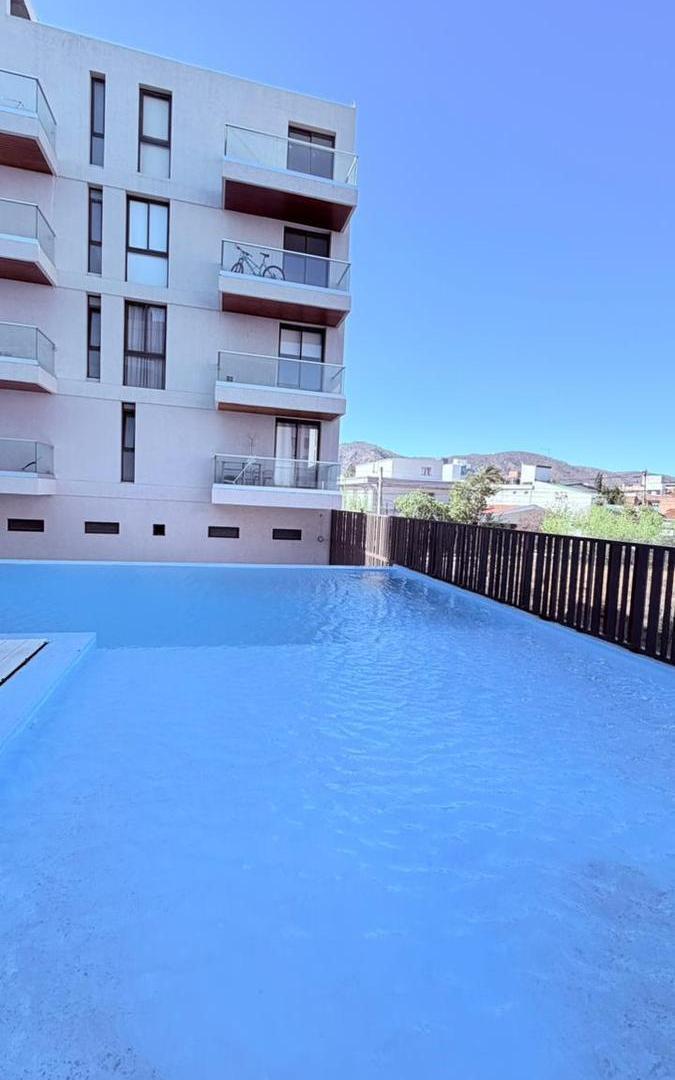 Foto de Departamento ventan en Villa Carlos Paz centro pileta sum cochera, imagen 2