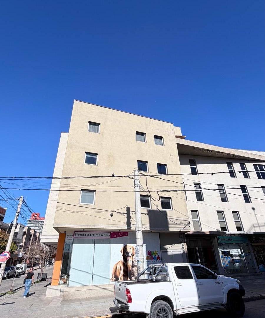Foto de Departamento en venta en villa carlos paz centro 3 dormitorios pileta, imagen 1