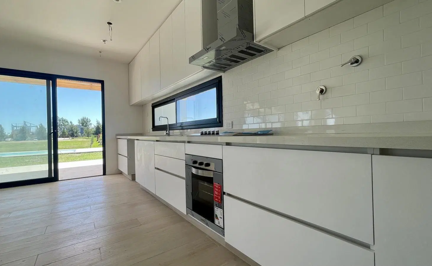 Casa al rio en venta en Naudir Aguas Privadas - Con Piscina - Amarra - A Estrenar 3