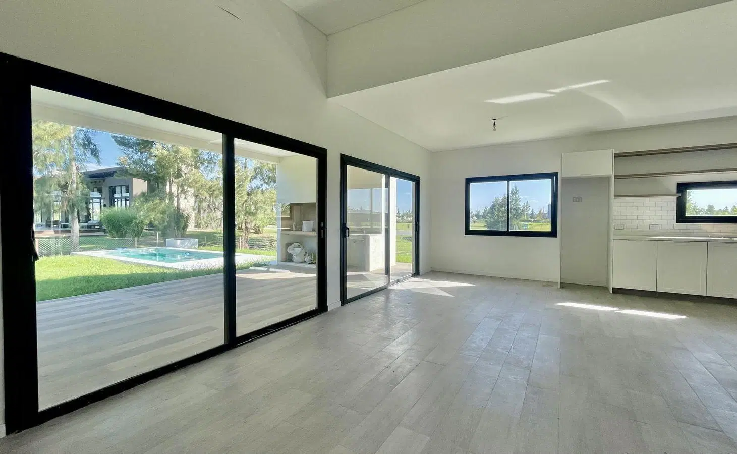 Casa en Venta en El Naudir - 6 ambientes - Piscina 5