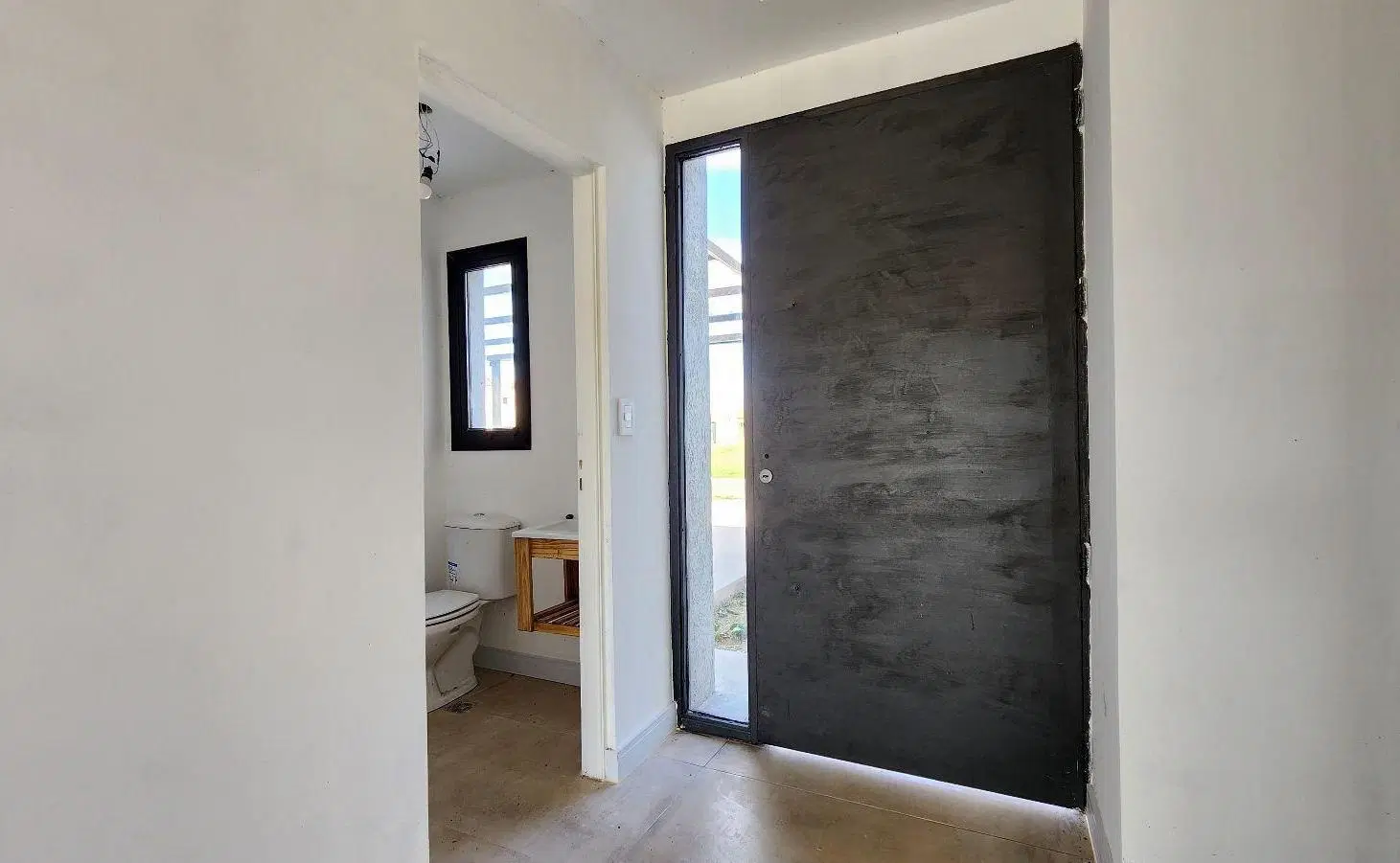 Casa en venta, con piscina, a estrenar, Barrio San Sebastian - Apto credito 2