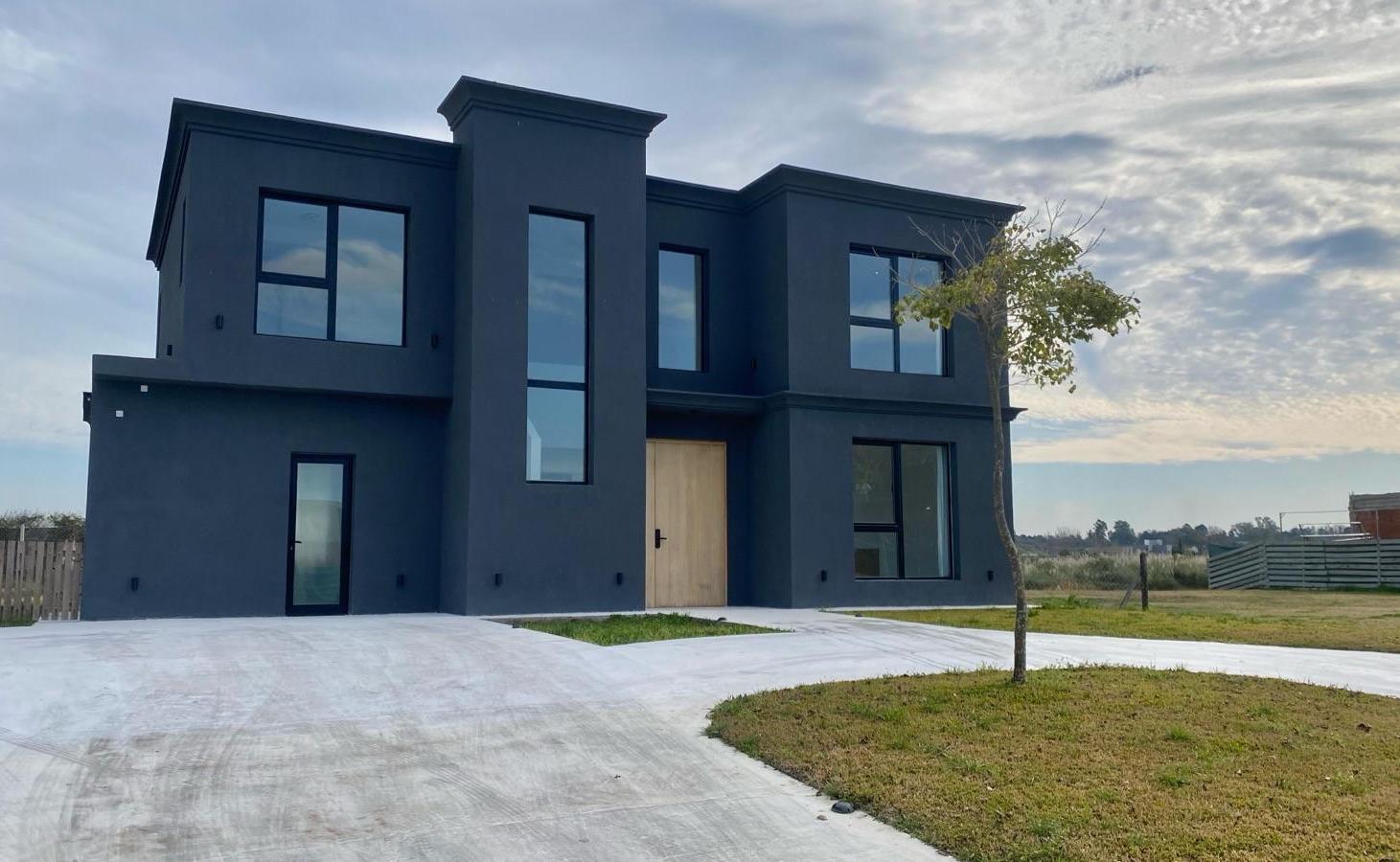 Casa en Alquiler Amoblada y Equipada - Riberas, Puertos del Lago
