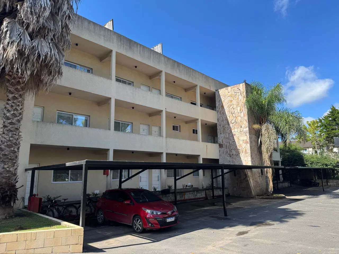 BAJO DE PRECIO !! APTO CREDITO! Departamento 2 AMB en Las Campanillas - Pilar 5