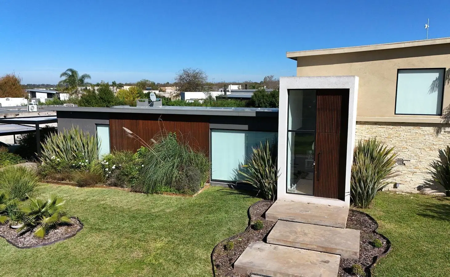 Casa en Venta con gran parque y pileta - Barrio San Matias, Escobar 4