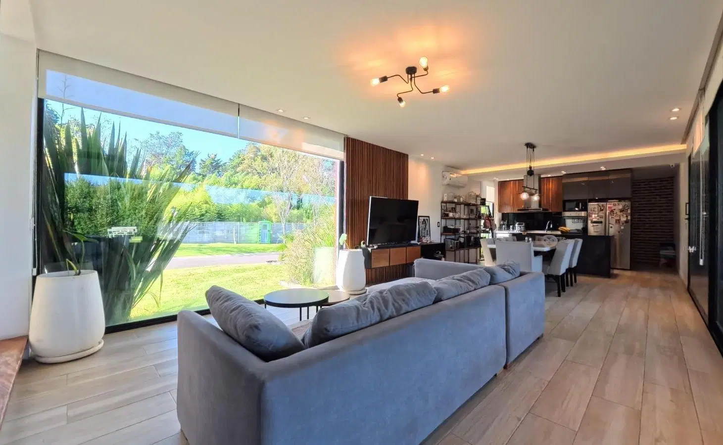 Casa en Venta con gran parque y pileta - Barrio San Matias, Escobar 3