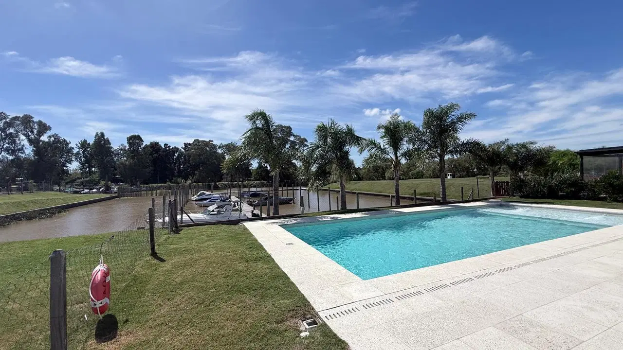 TERRAZAS AL RIO- únicos departamentos con amarra 2
