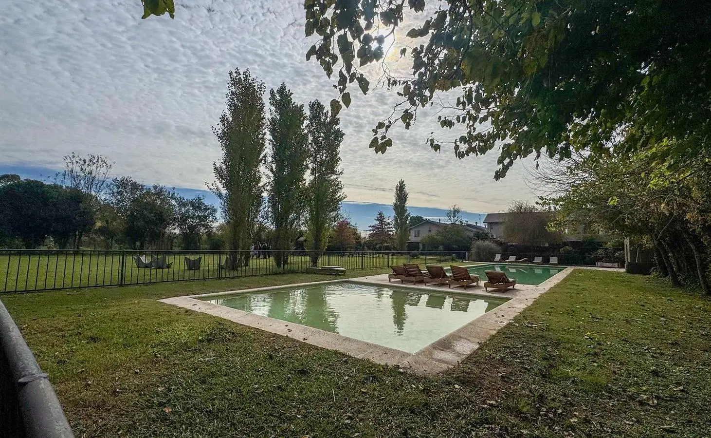 DOS CEDROS 4