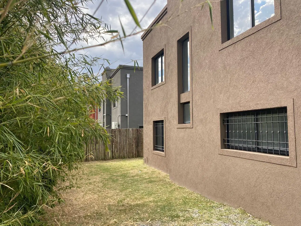 Casa en Venta Pilar Tipo Dúplex 3 ambientes 2