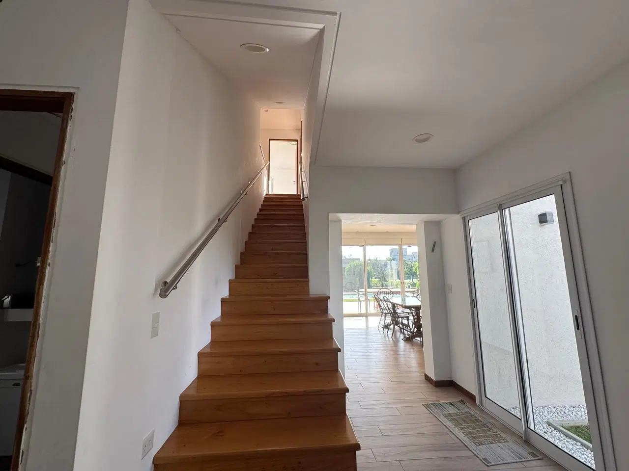 Espectacular Casa en Los Alisos a la laguna - Orientación Noroeste 5