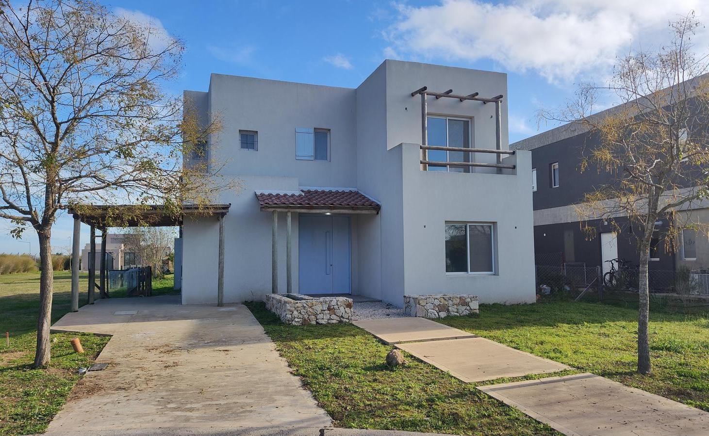 Casa en Venta a estrenar en Araucarias Puertos del Lago