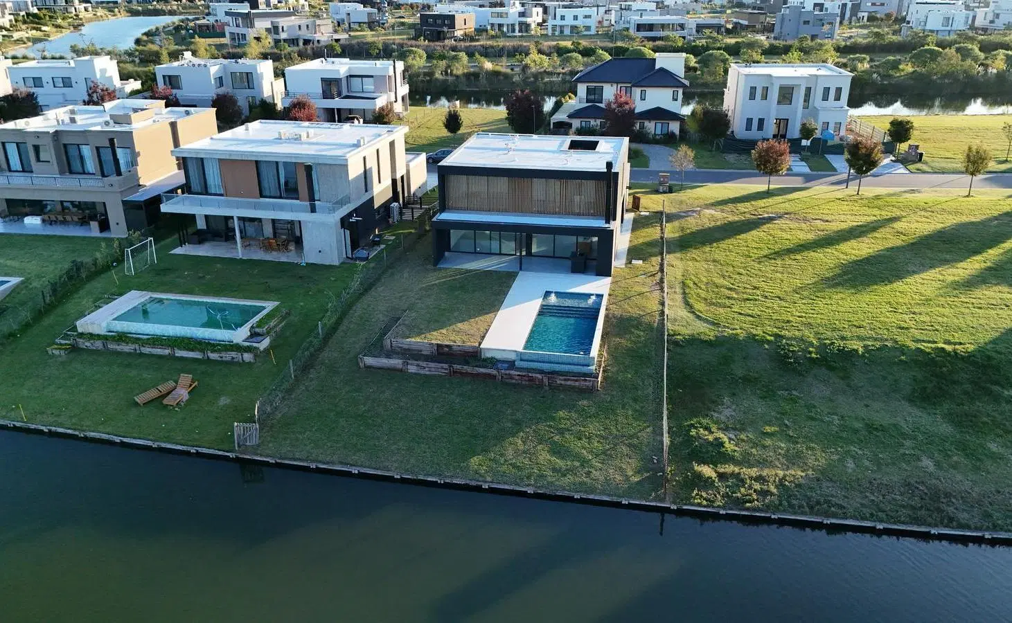 Casa en Venta en Barrio Costas, Puertos, Escobar. 4