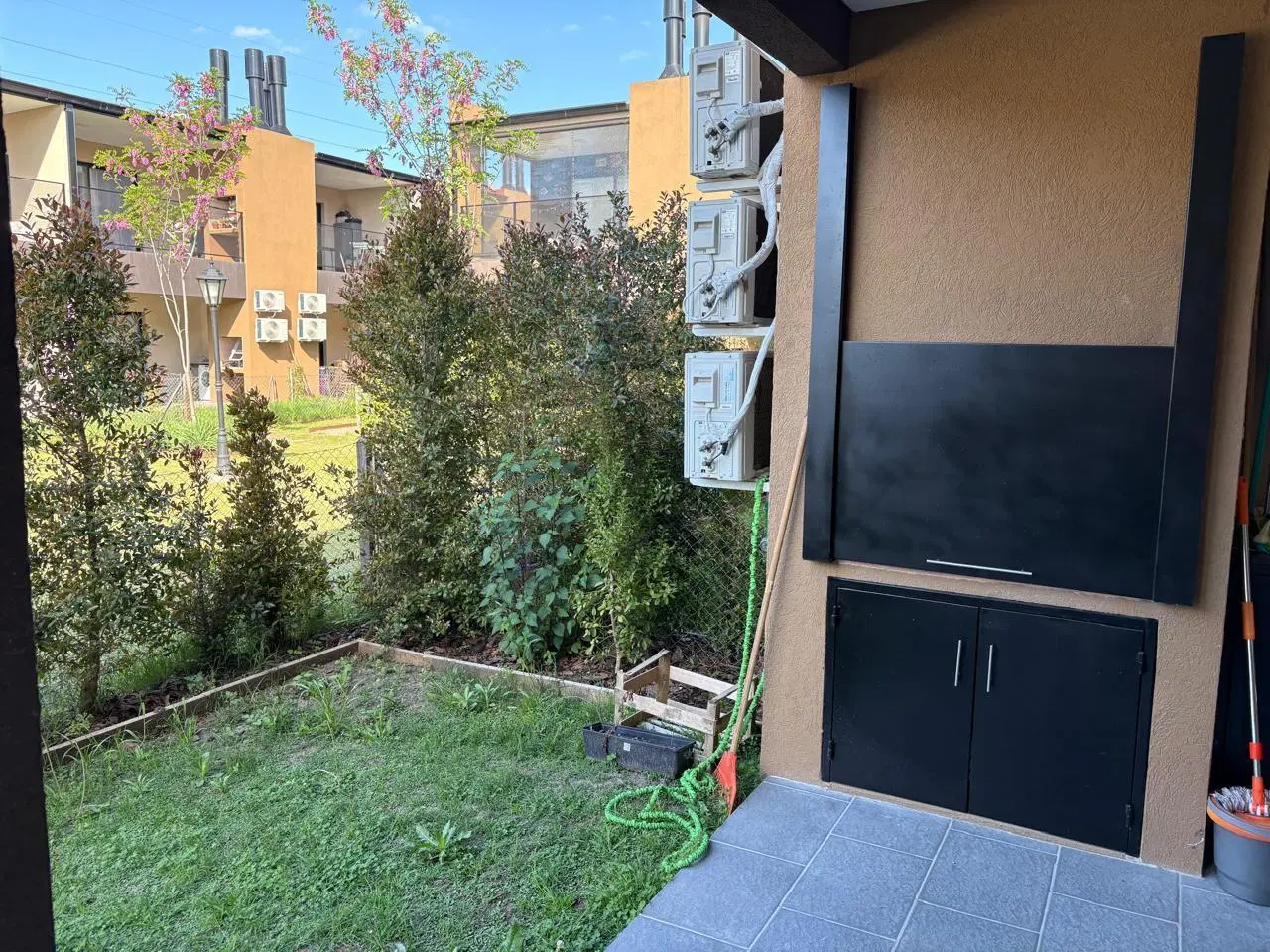 Departamento en venta 3 ambientes con jardin - Cañada village III 4