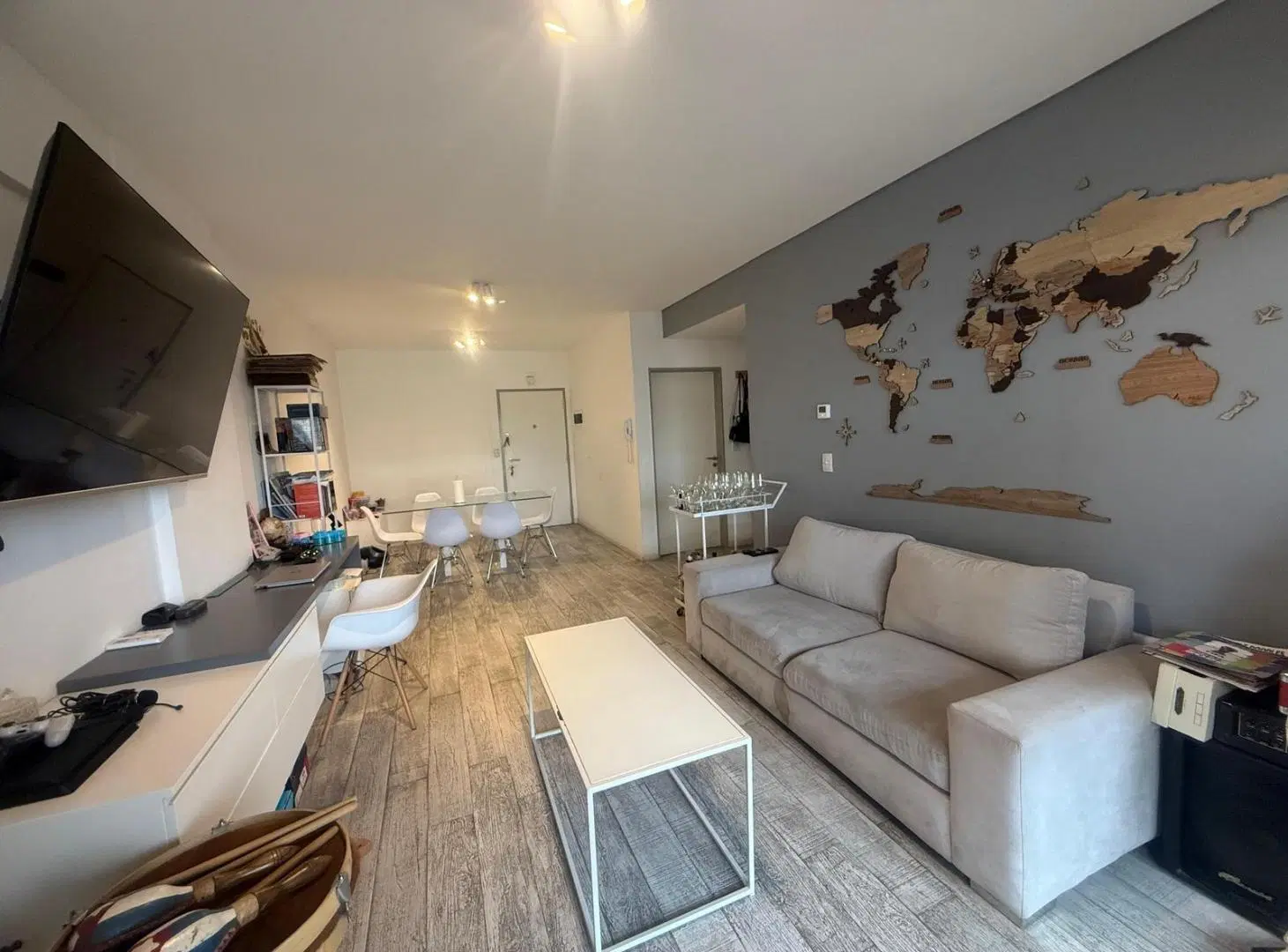 Departamento en Venta de 3 Amb al Fente con Cochera 5