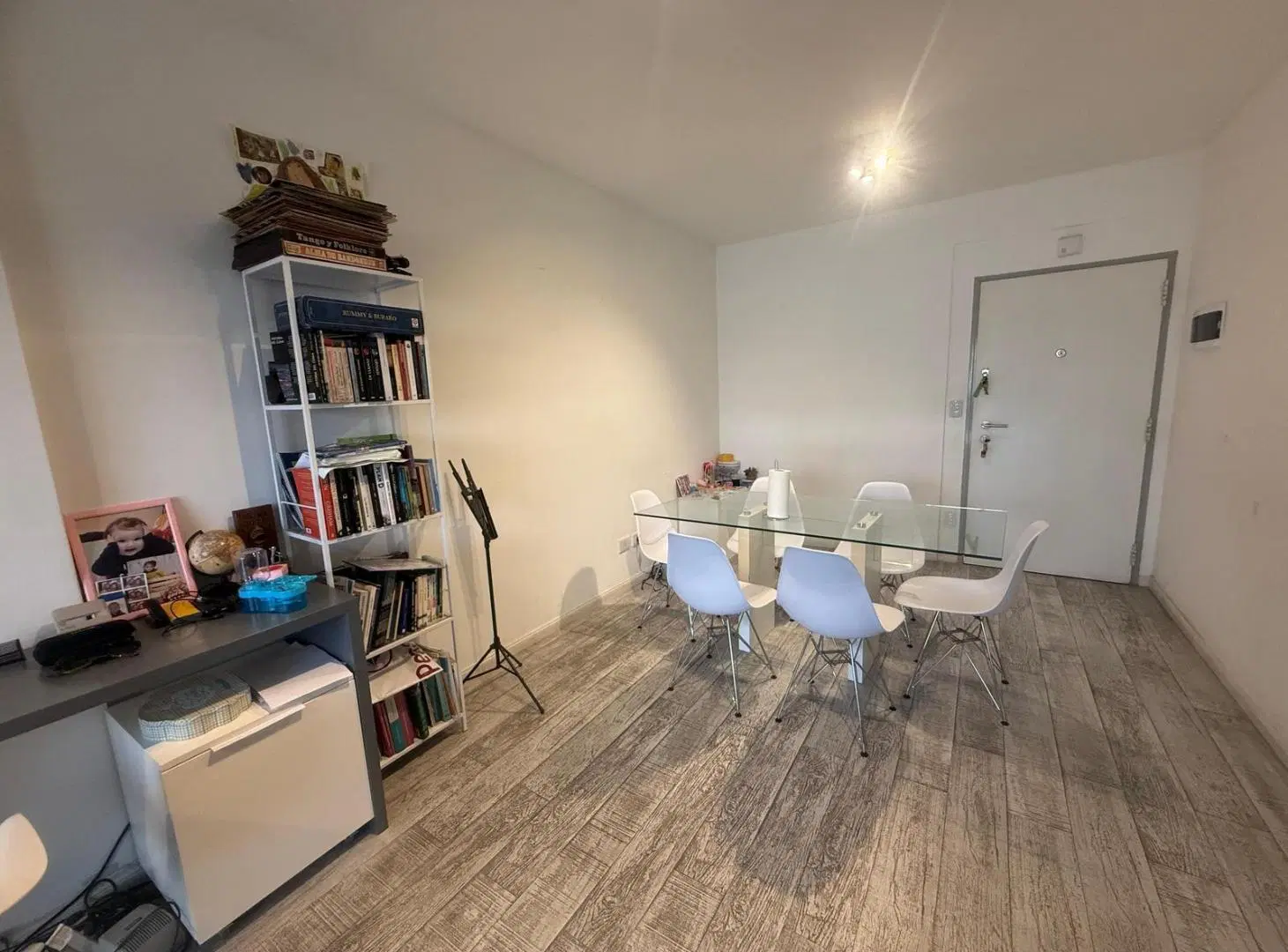 Departamento en Venta de 3 Amb al Fente con Cochera 4