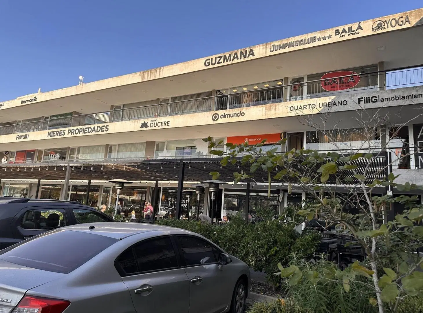 Local en VEN Street Center - VILLANUEVA 5