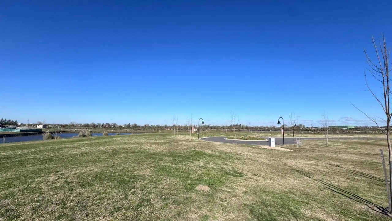 Terreno al río Naudir - Escobar 4