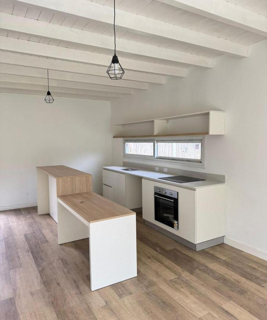 Foto de Casa en lote interno Barrio San Jeronimo - Matheu, imagen 2