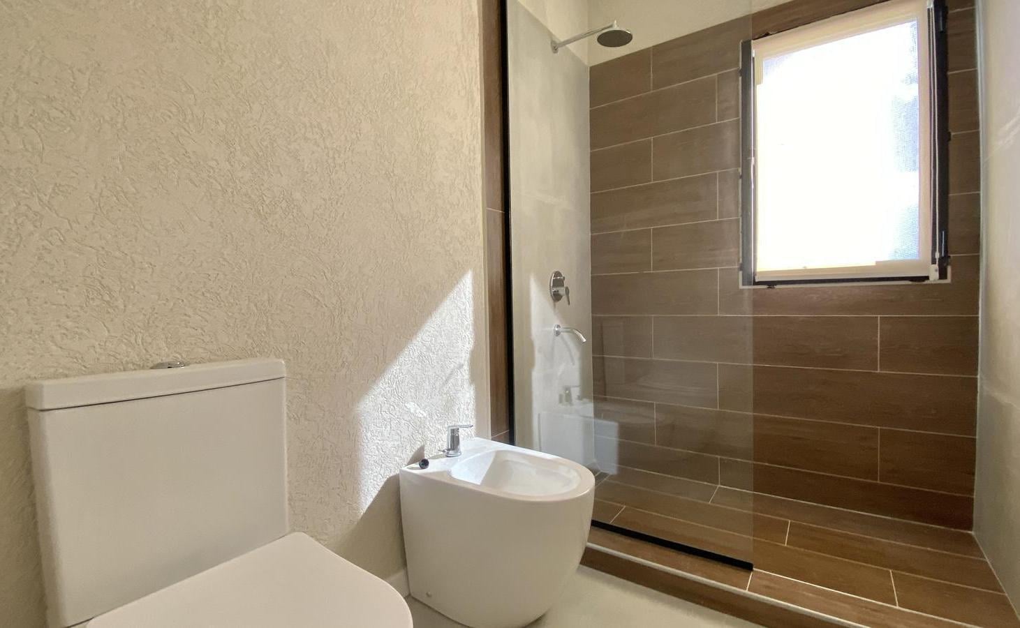 Foto de Casa A Estrenar en Riberas - Parquizada - Con Piscina - 6 Ambientes, imagen 5