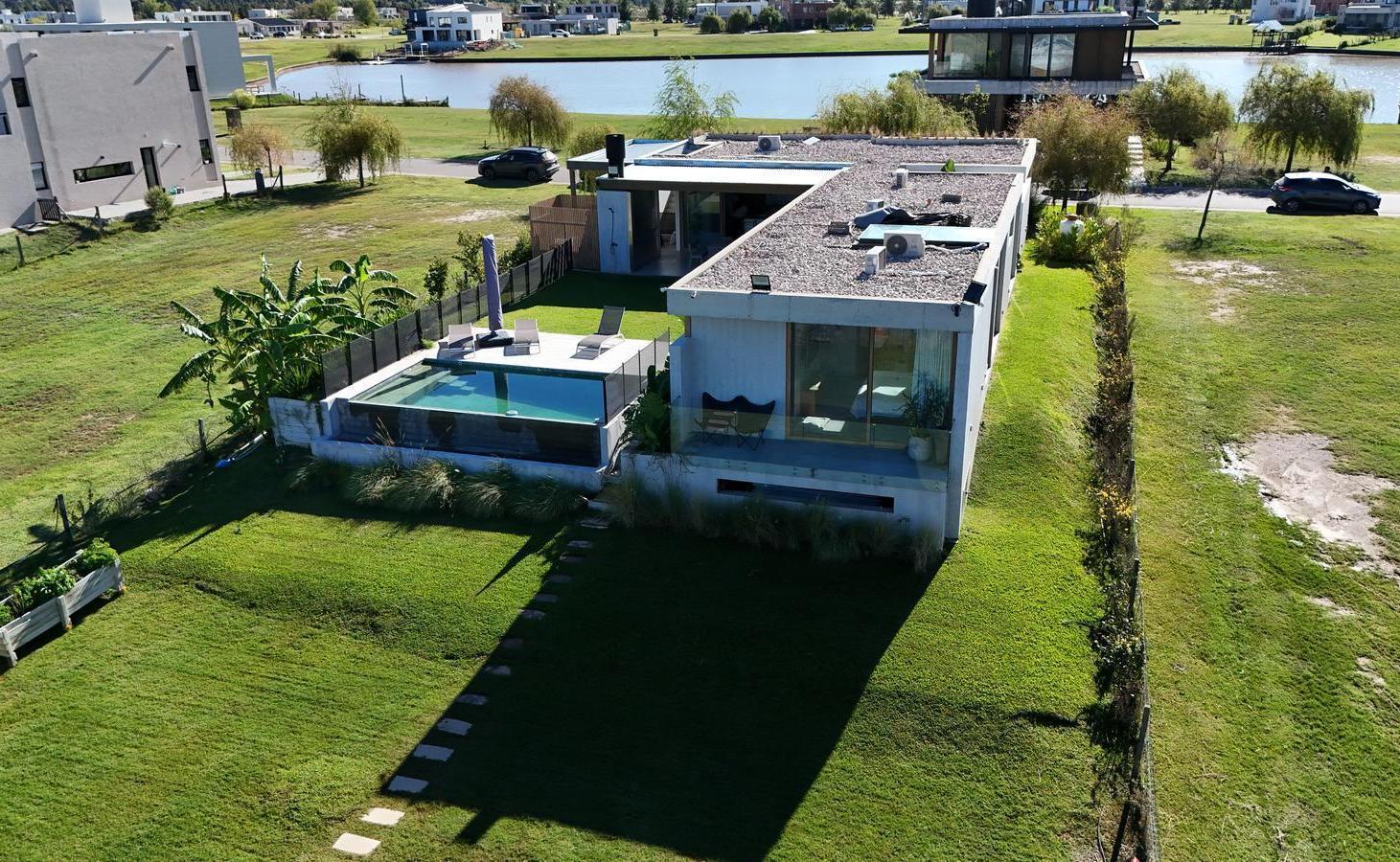 Foto de Casa al río con amarra propia en El Naudir – salida navegable y diseño, imagen 5