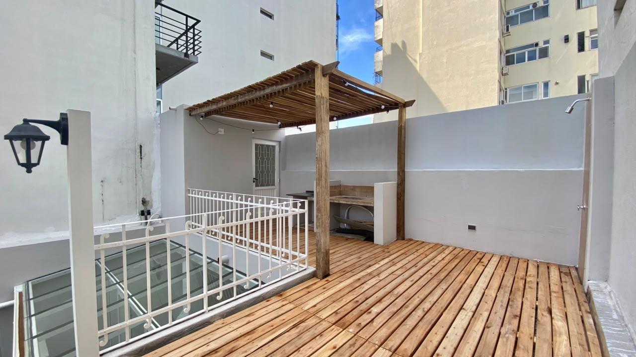 Foto de PH RECICLADO 3 AMBIENTES CON TERRAZA EN DECK - SIN EXPENSAS, imagen 1