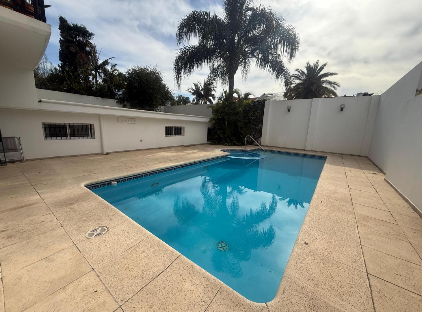 Foto de Departamento en venta de 3 amb con pileta y con cochera apto crédito, imagen 1