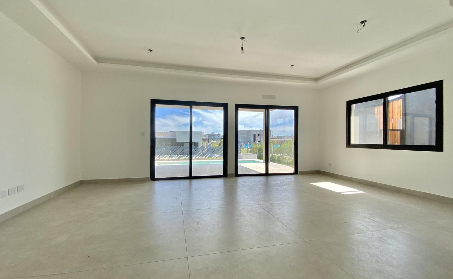 Foto de Casa | Venta | Santa Elisa | Pilar del Este | Piscina, imagen 4