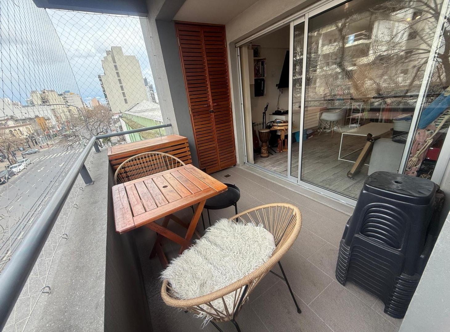 Foto de Departamento en Venta de 3 Amb al Fente con Cochera, imagen 2
