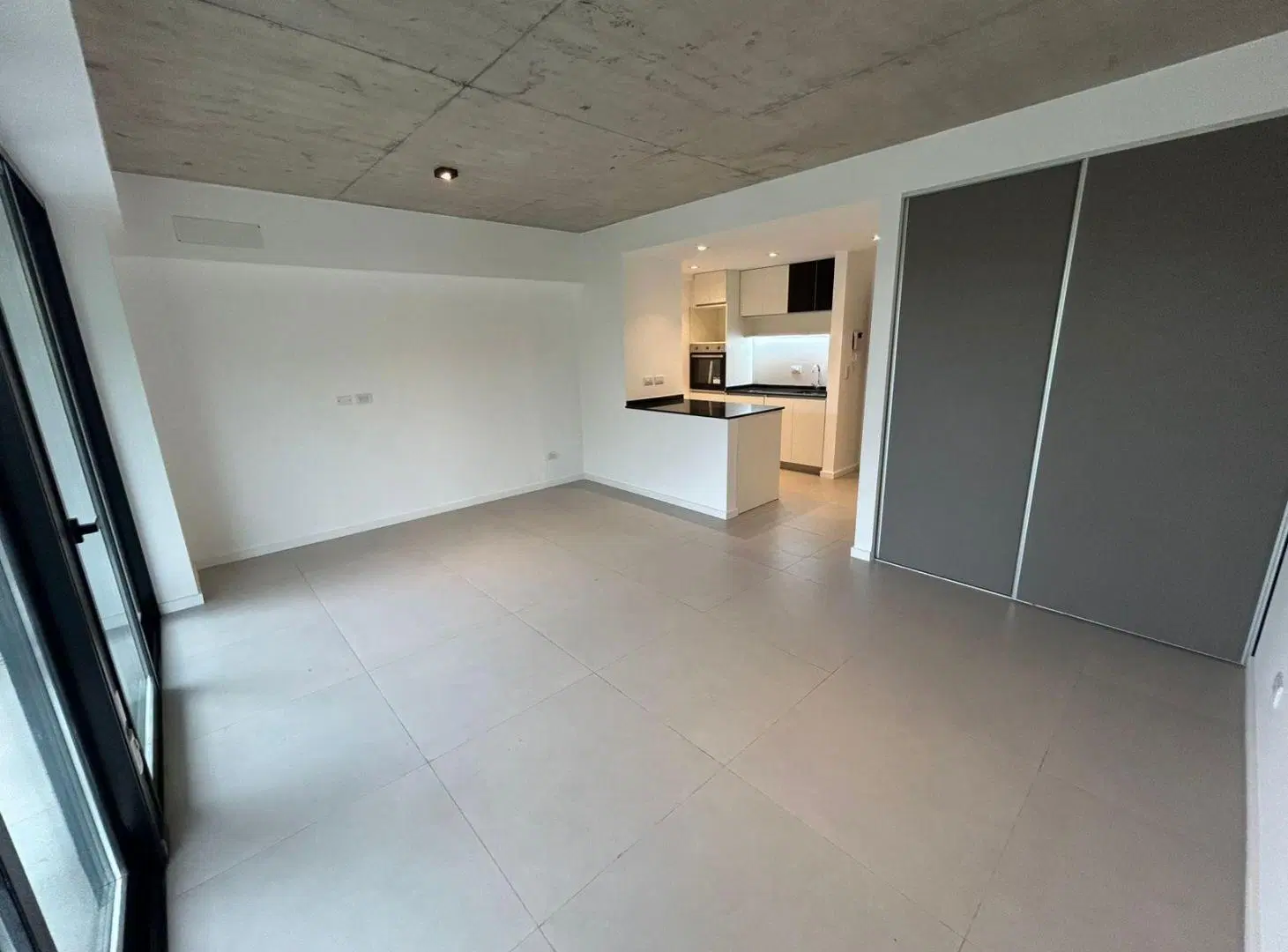 MONOAMBIENTE - ALQUILER - DEVOTO - APTO PROFESIONAL - BALCON 1