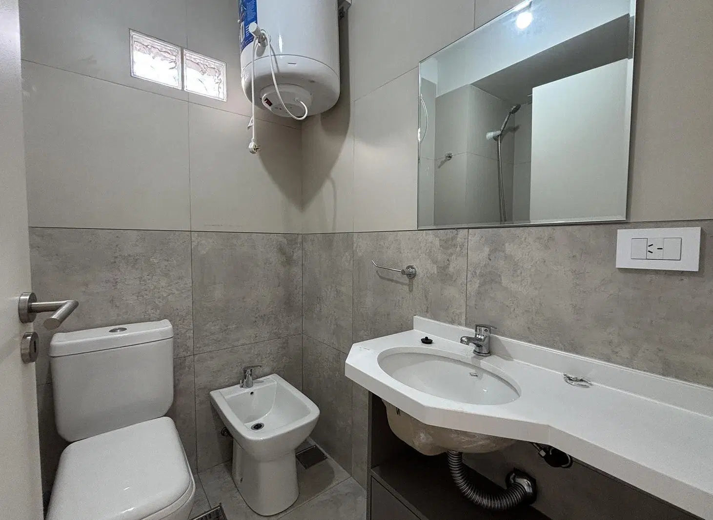 Venta 1 ambiente con amplio balcón a estrenar Caballito 3
